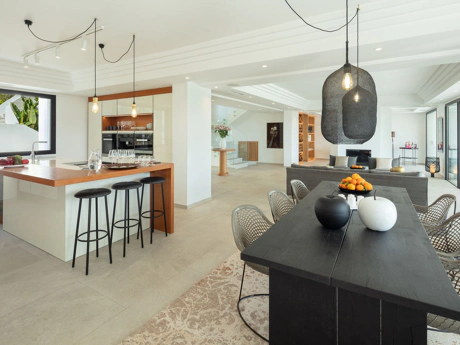 Villa for sale in Nueva Andalucia, Marbella