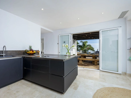 Villa for sale in Marbella
