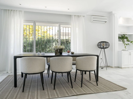Villa for sale in Nueva Andalucia, Marbella