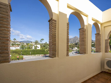Villa for sale in Nueva Andalucia, Marbella