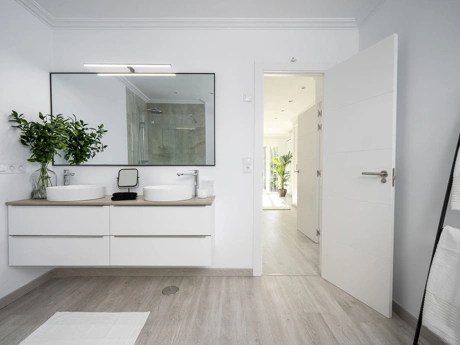 Villa for sale in Nueva Andalucia, Marbella