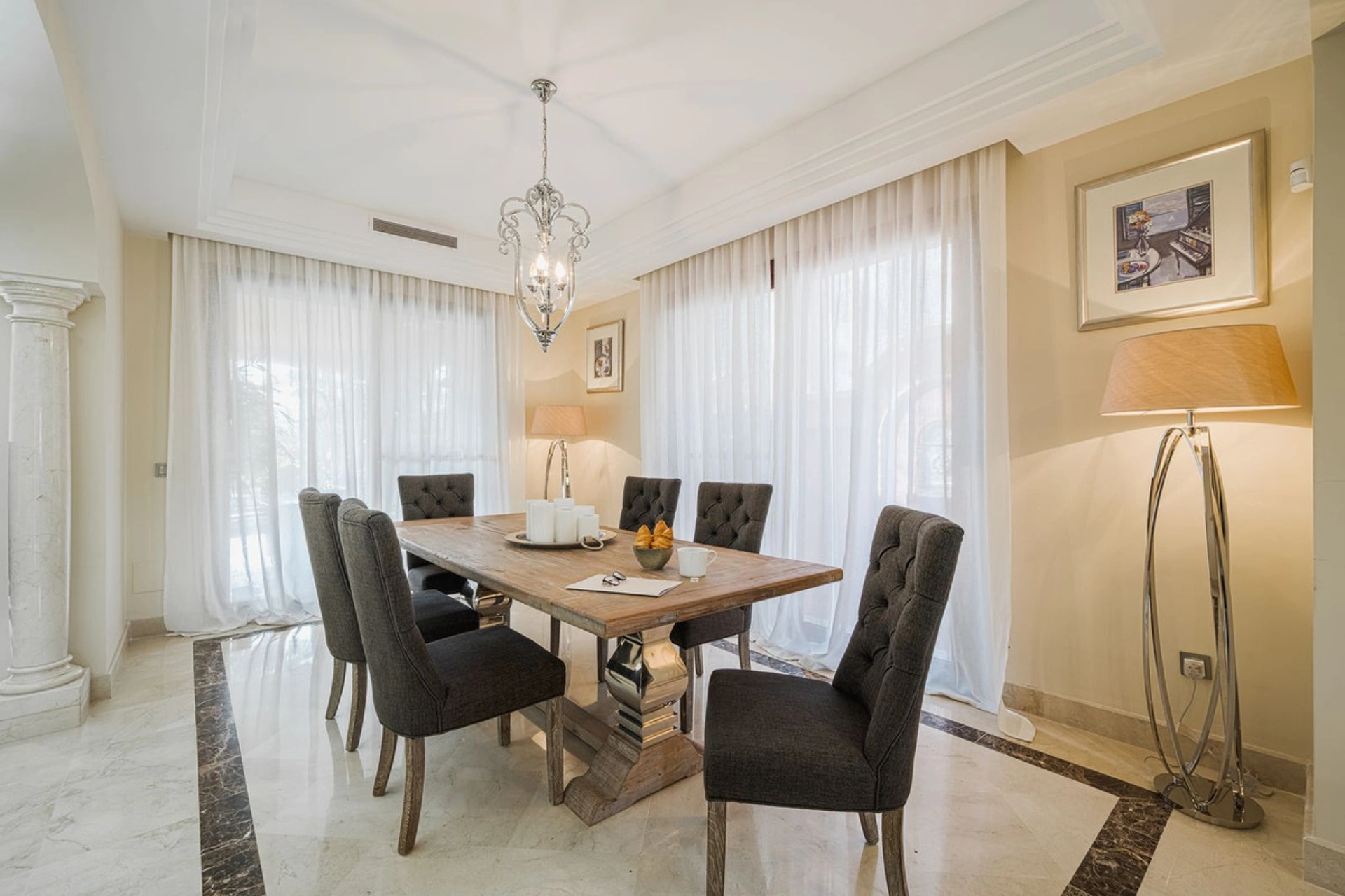 Villa for sale in Nueva Andalucia, Marbella