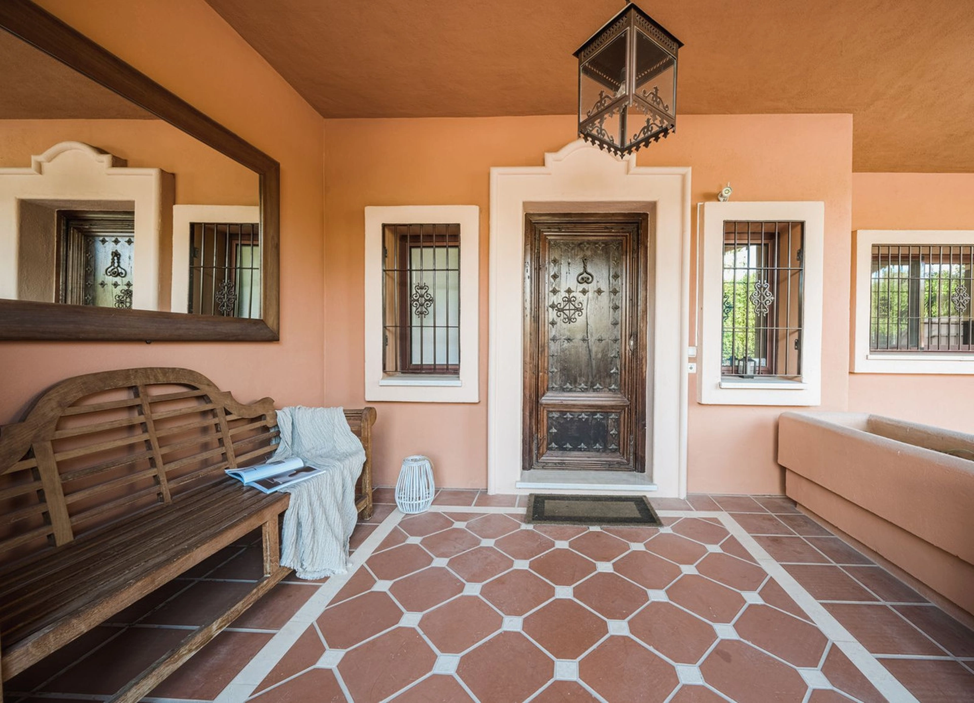 Villa for sale in Nueva Andalucia, Marbella
