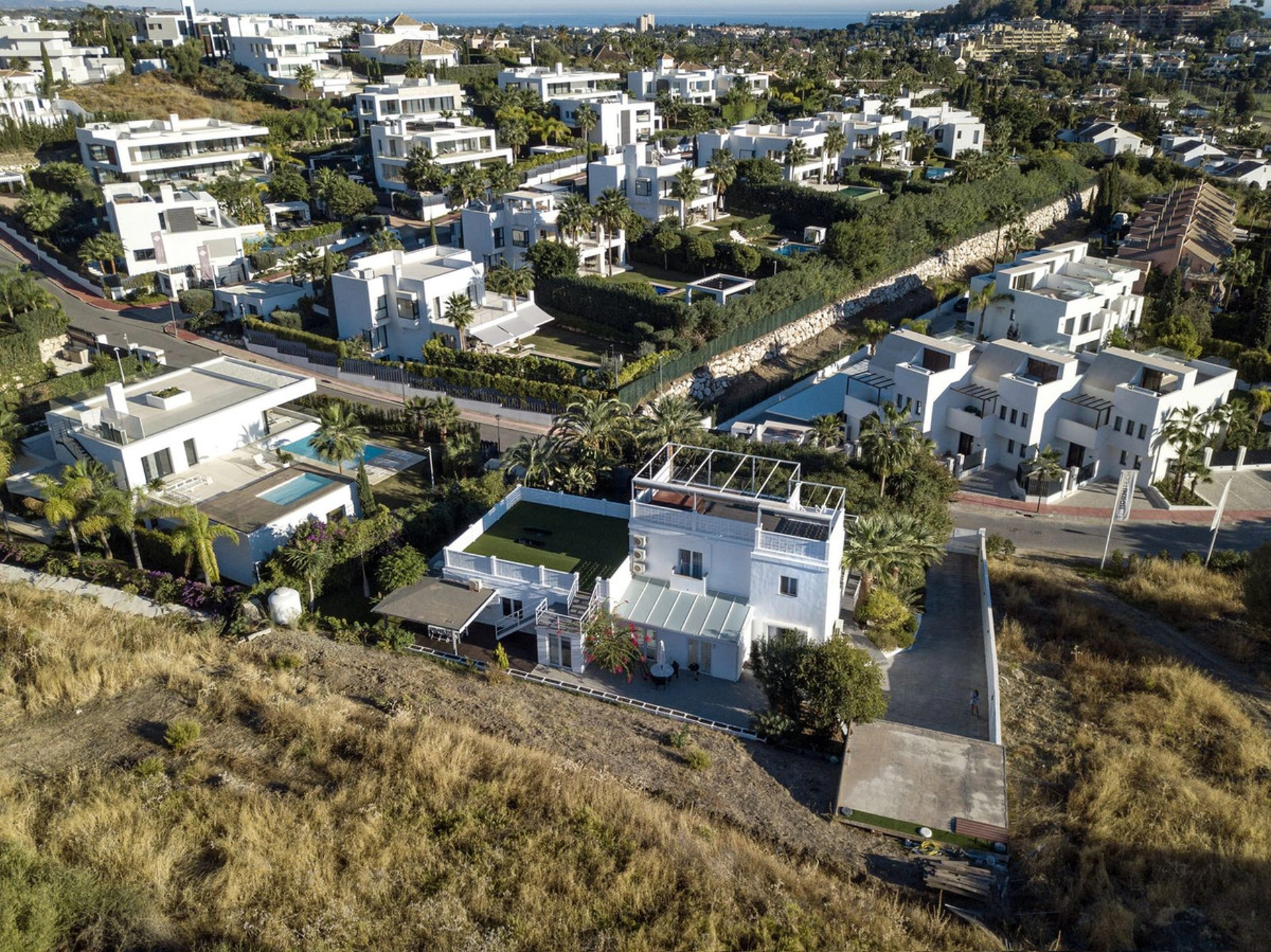 Villa for sale in Nueva Andalucia, Marbella