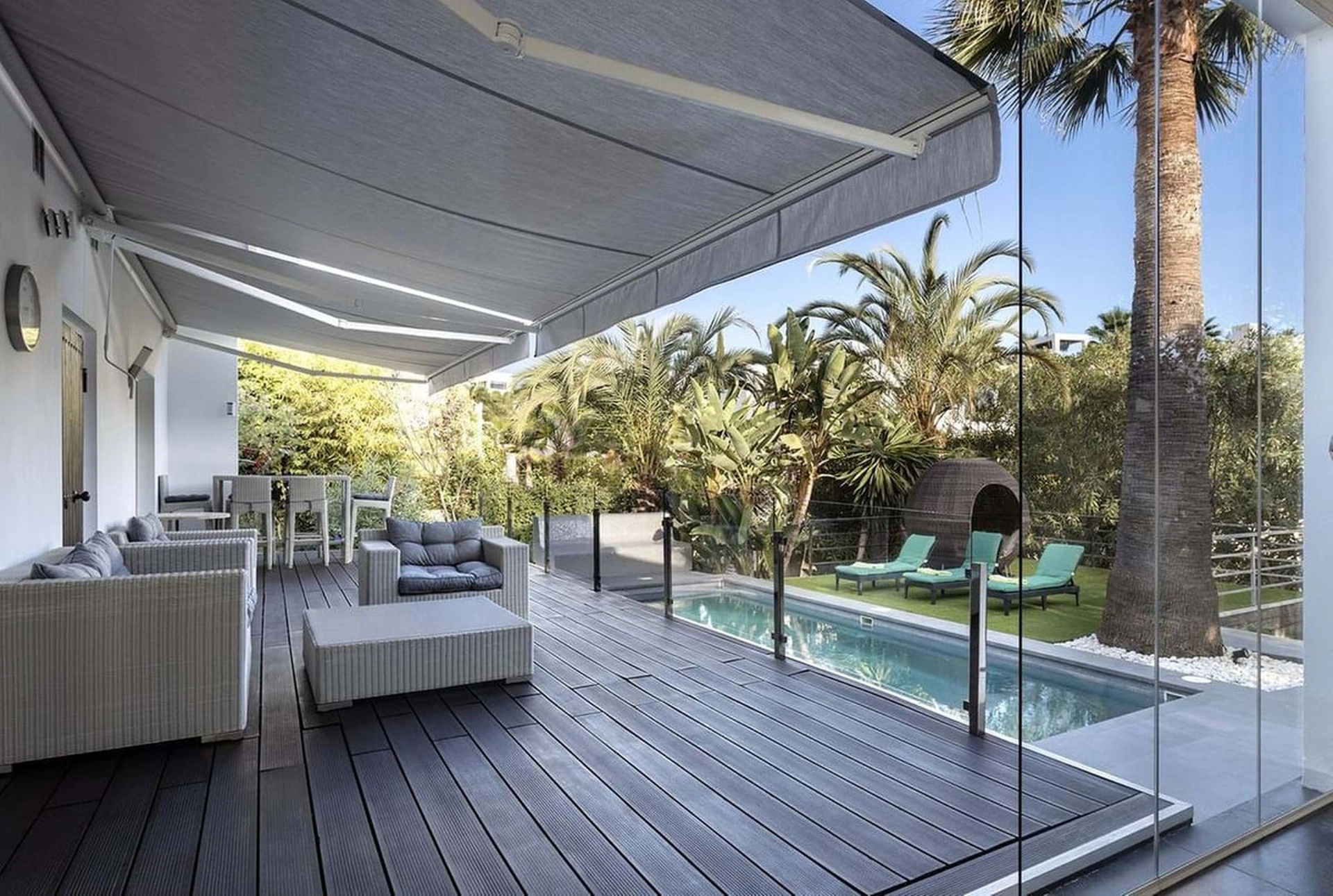 Villa for sale in Nueva Andalucia, Marbella