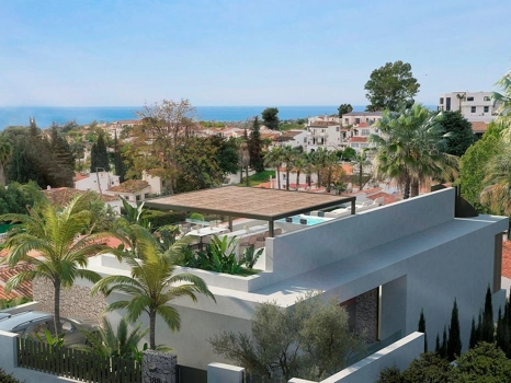 Villa for sale in Nueva Andalucia, Marbella