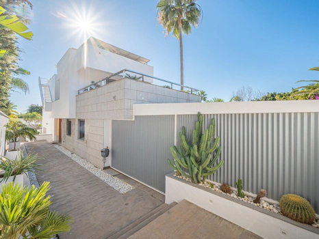 Villa for sale in Marbella
