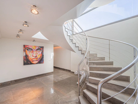 Villa for sale in Marbella