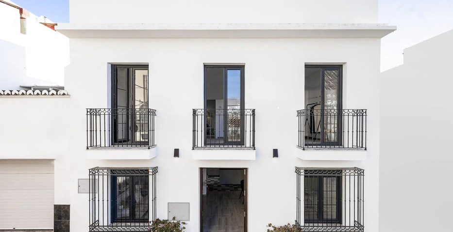 Town House for sale in Estepona