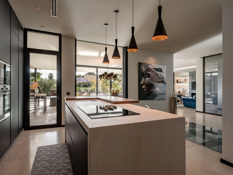 Villa for sale in Nueva Andalucia, Marbella