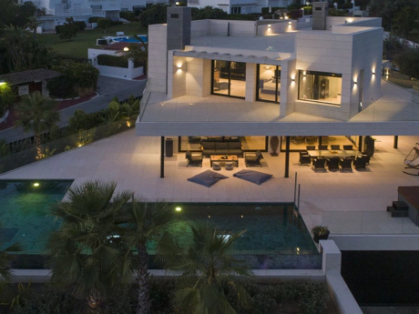 Villa for sale in Nueva Andalucia, Marbella