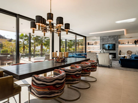 Villa for sale in Nueva Andalucia, Marbella