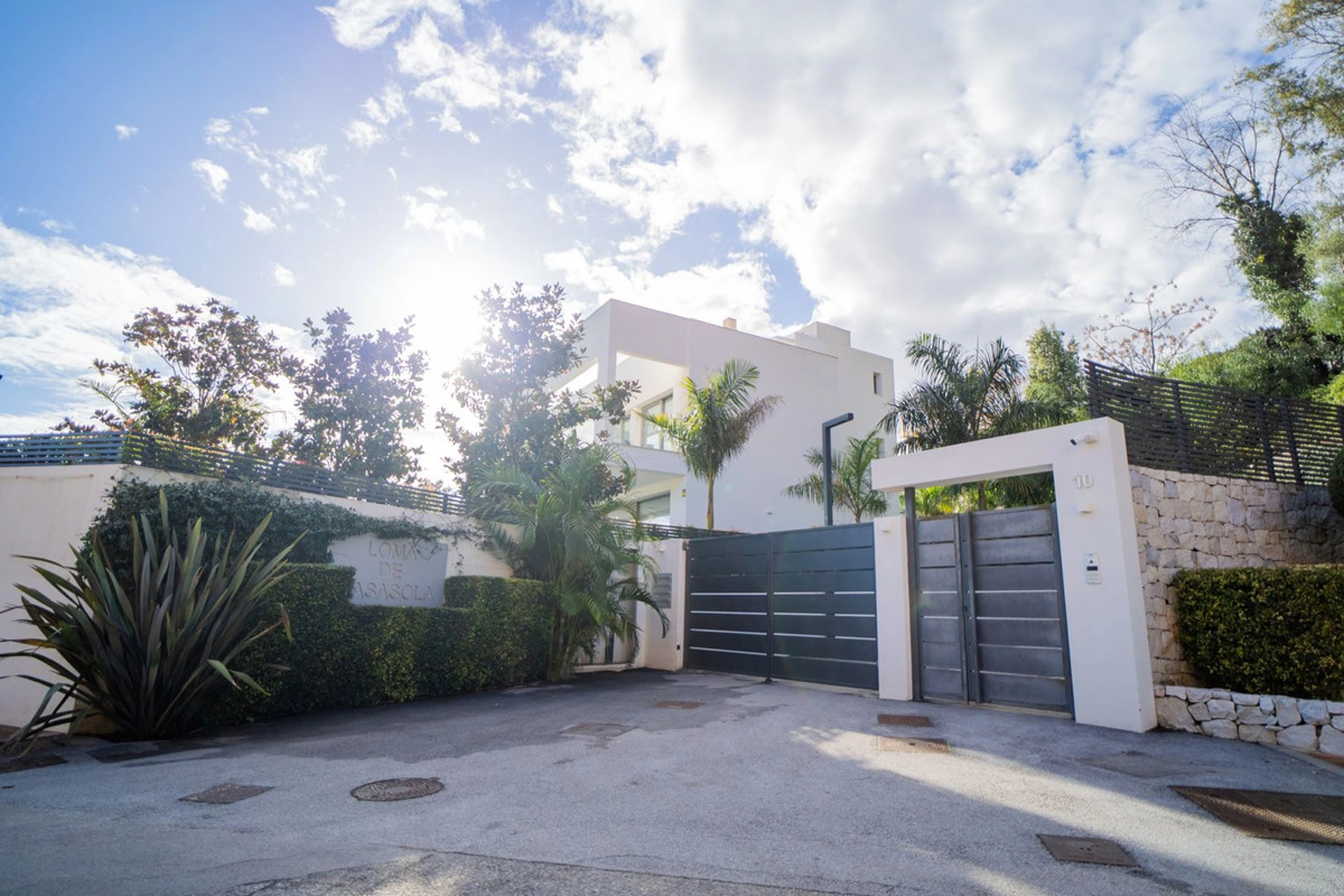 Villa for sale in Marbella