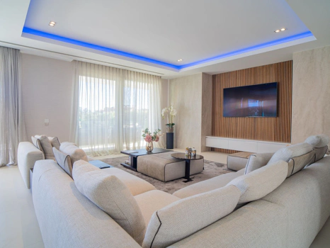 Villa for sale in Marbella