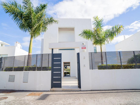Villa for sale in Marbella