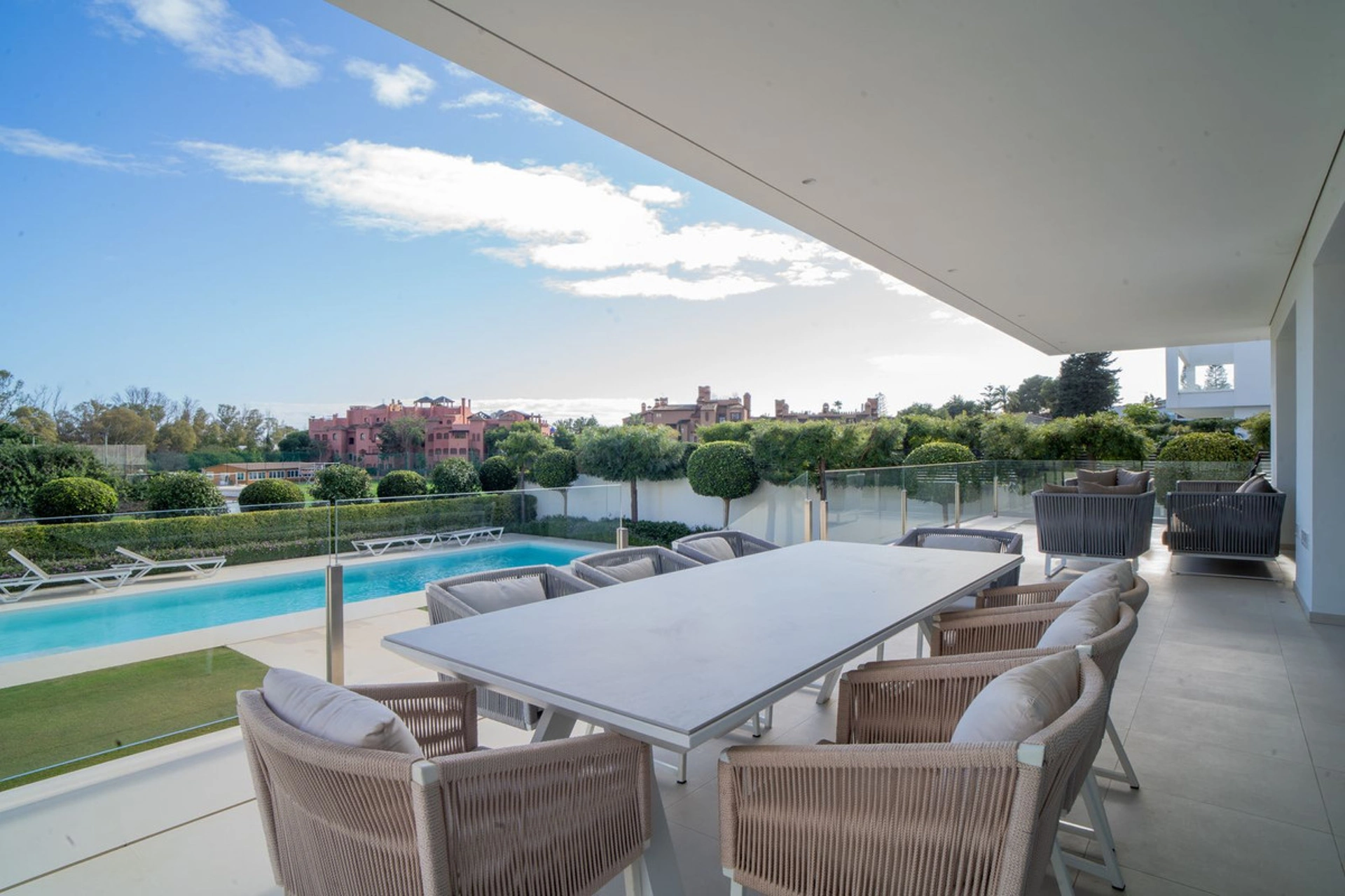 Villa for sale in Marbella