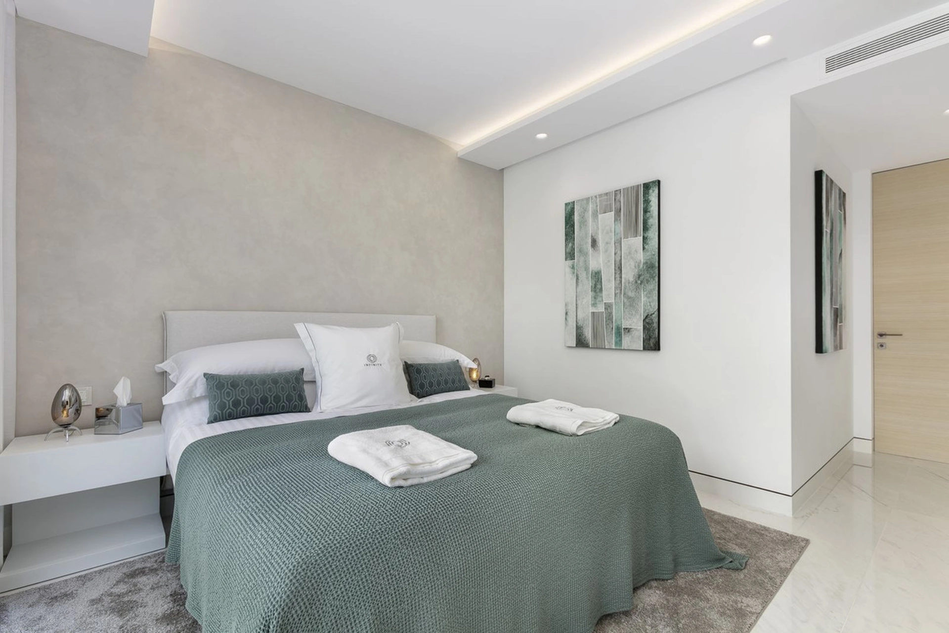 Apartment for sale in Estepona