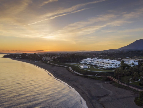 Apartment for sale in Estepona