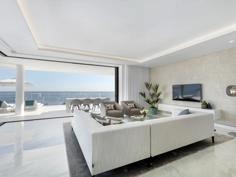 Apartment for sale in Estepona