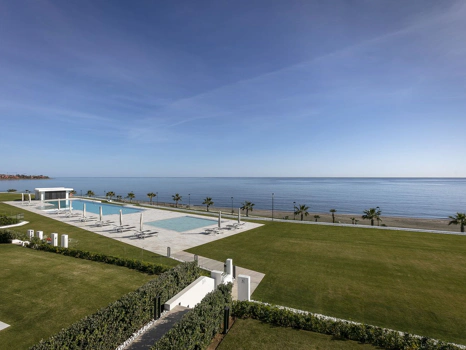Apartment for sale in Estepona