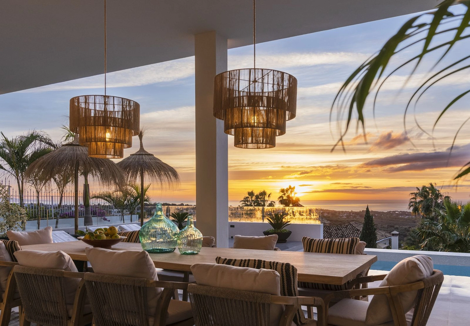 Villa for sale in Benahavis