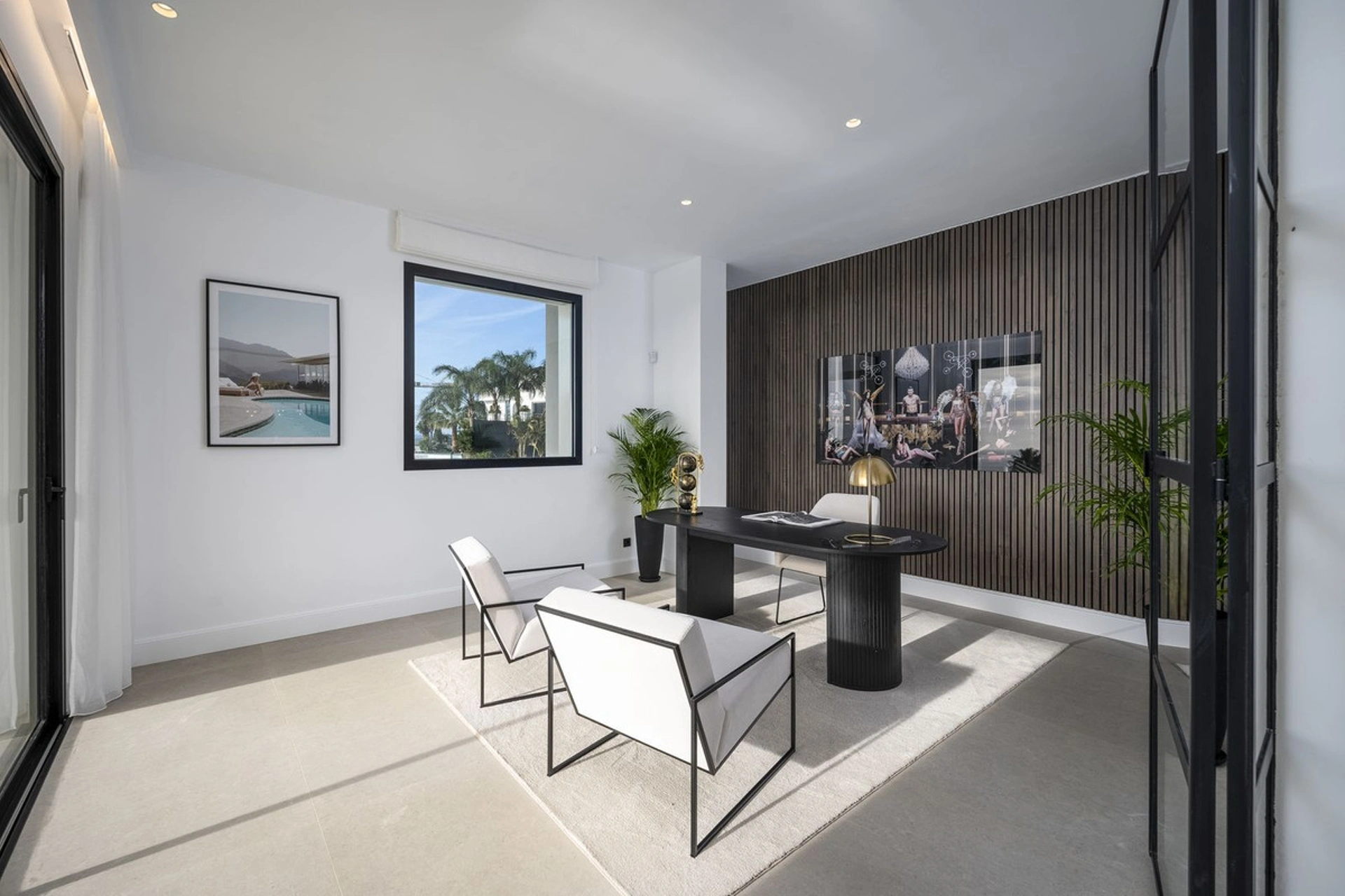 Villa for sale in Benahavis