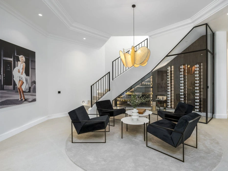 Villa for sale in Benahavis