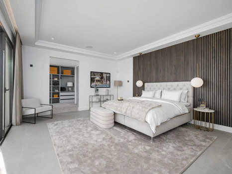 Villa for sale in Benahavis