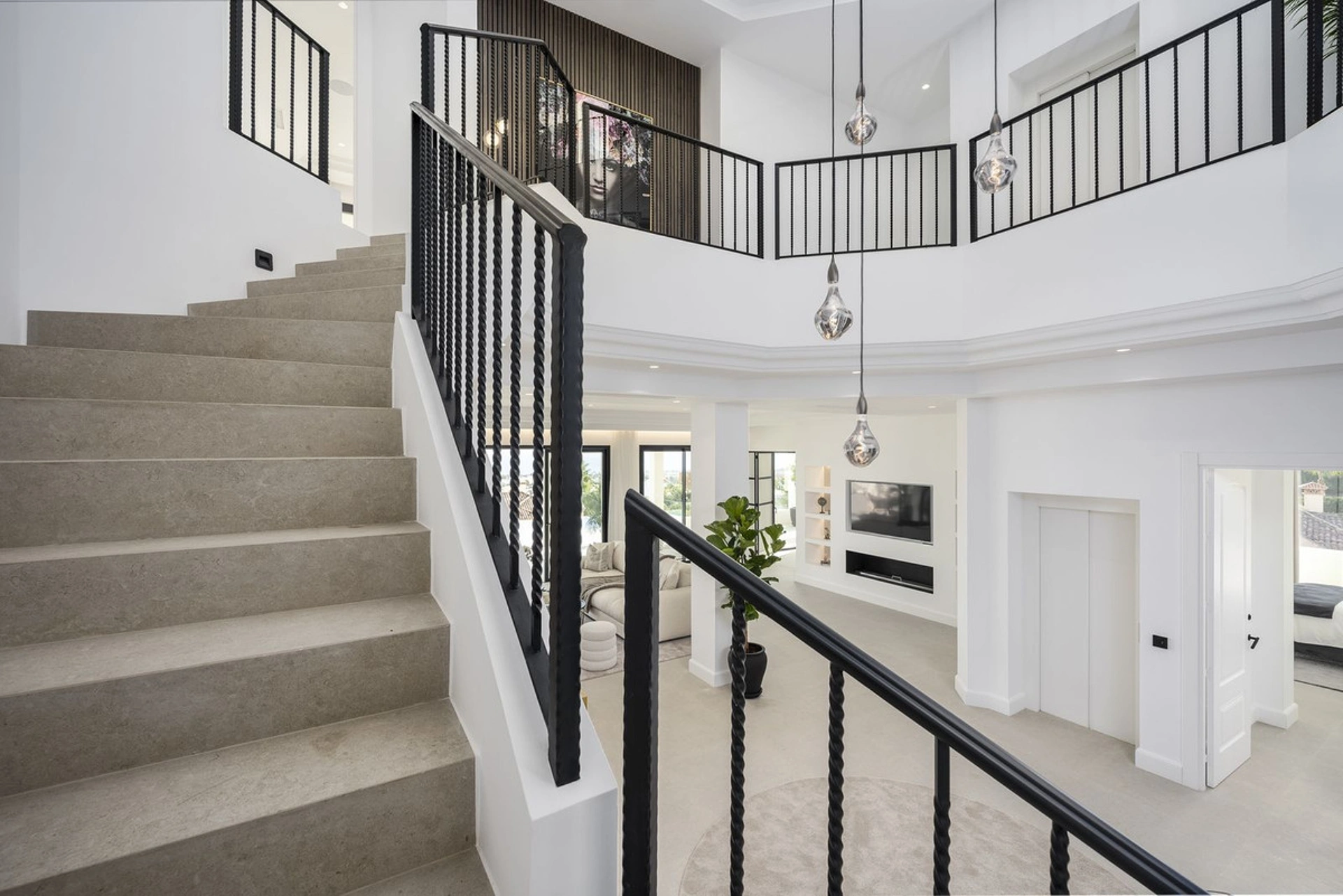 Villa for sale in Benahavis