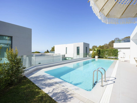 Villa for sale in Marbella
