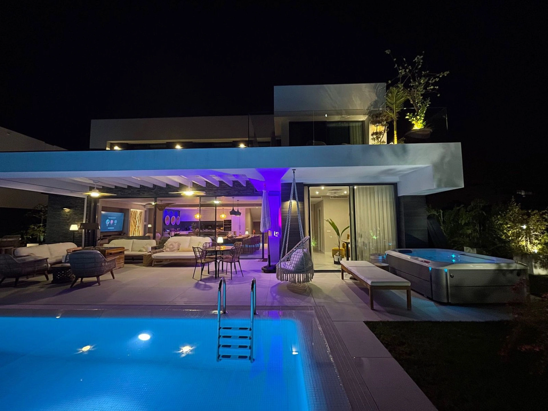Villa for sale in Marbella
