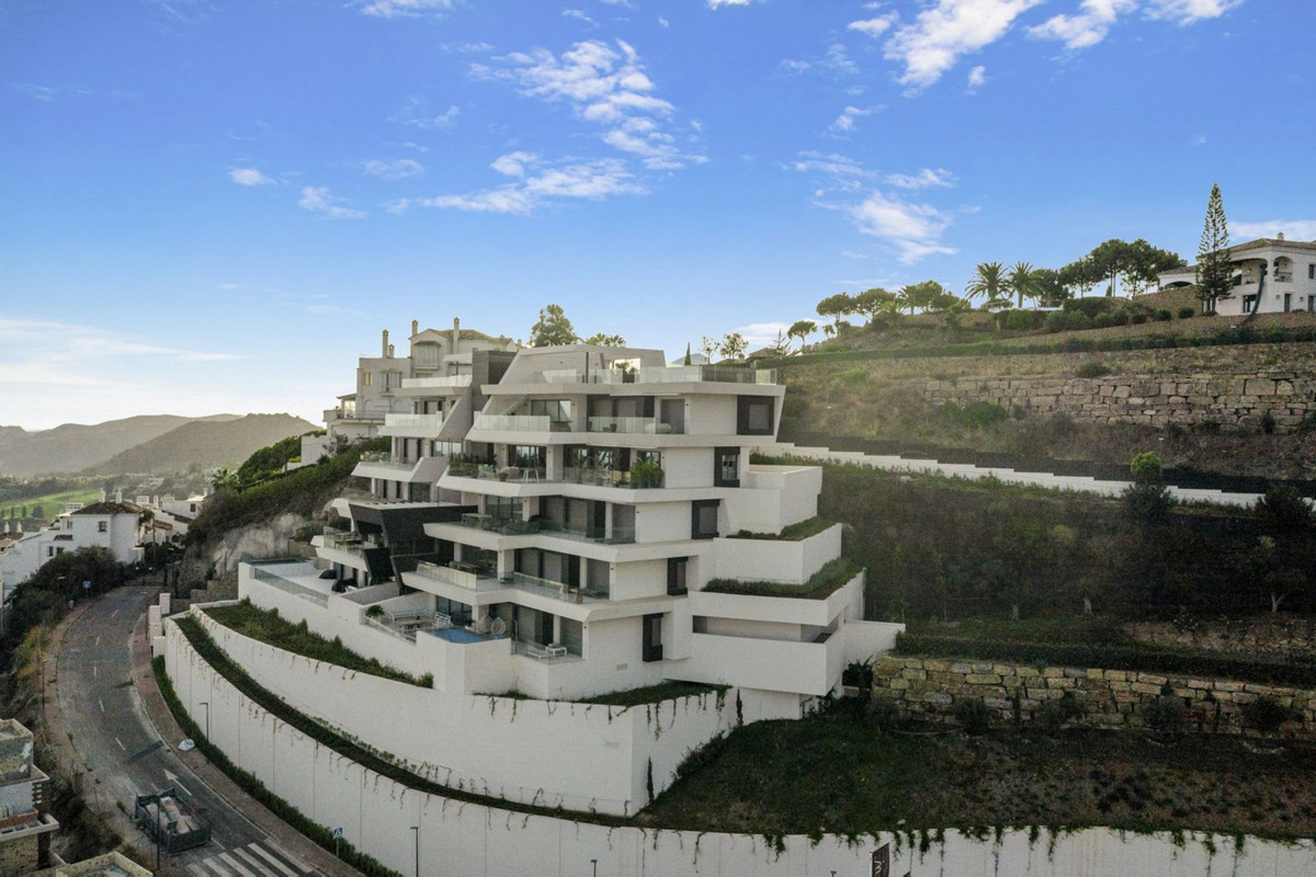 Apartment for sale in Benahavis