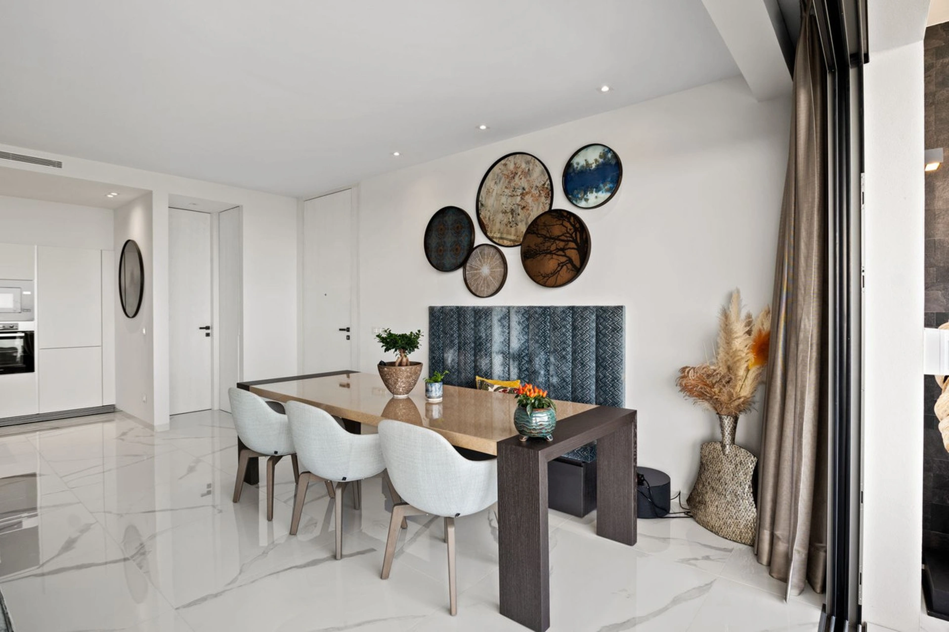 Apartment for sale in Benahavis
