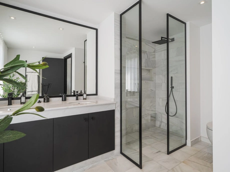 Villa for sale in Nueva Andalucia, Marbella