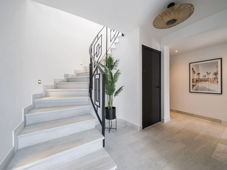 Villa for sale in Nueva Andalucia, Marbella