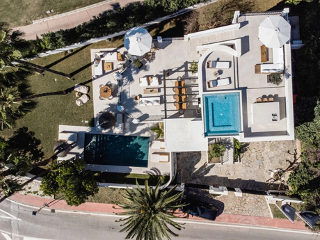 Villa for sale in Nueva Andalucia, Marbella