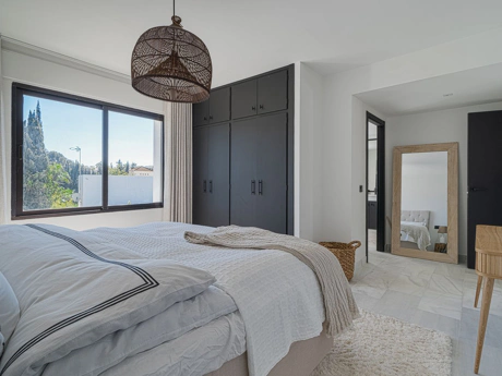 Villa for sale in Nueva Andalucia, Marbella