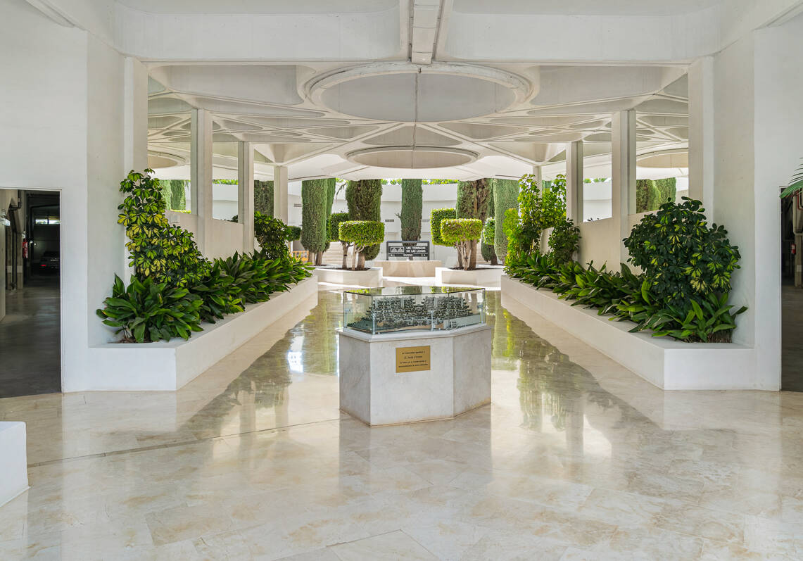Elegante Wohnung in Las Lomas del Marbella Club mit herrlichem Berg- und Meerblick