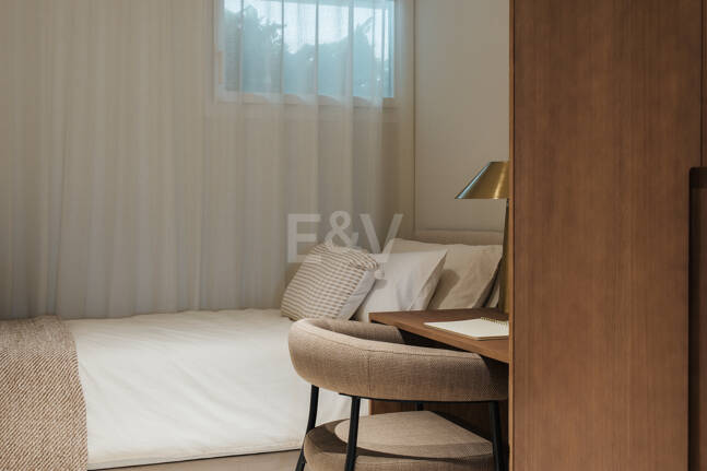 Elegante Wohnung in Las Lomas del Marbella Club mit herrlichem Berg- und Meerblick