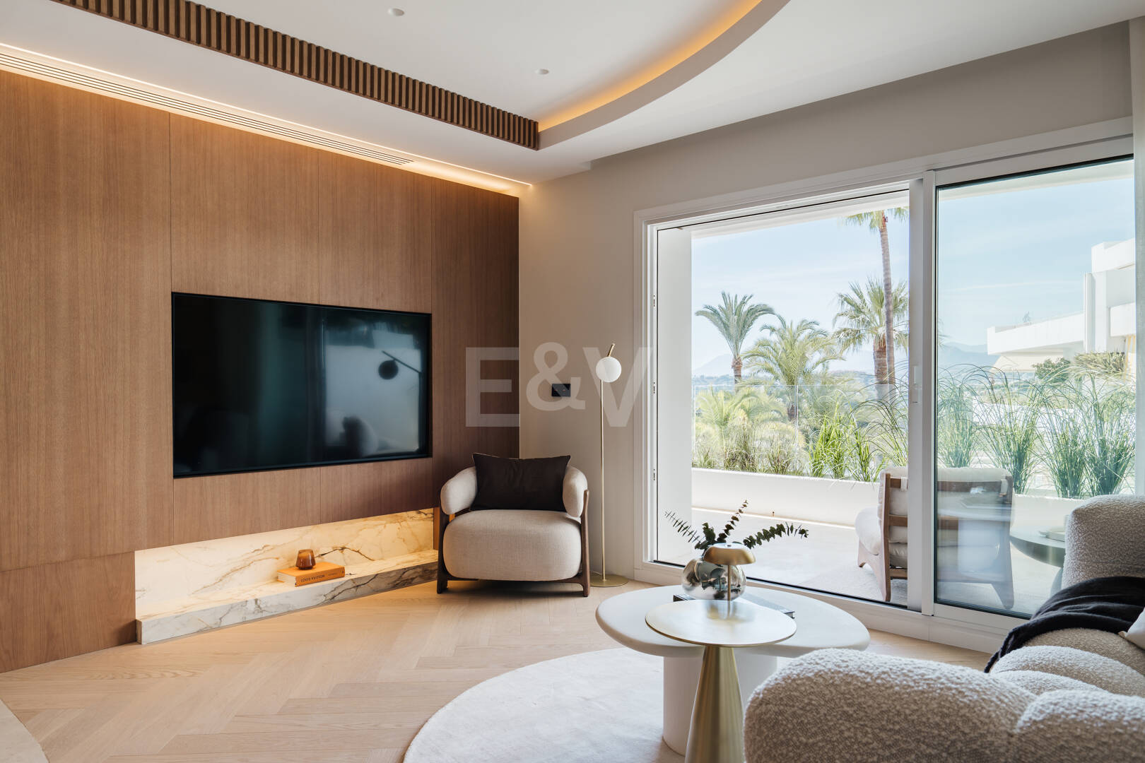 Elegante Wohnung in Las Lomas del Marbella Club mit herrlichem Berg- und Meerblick