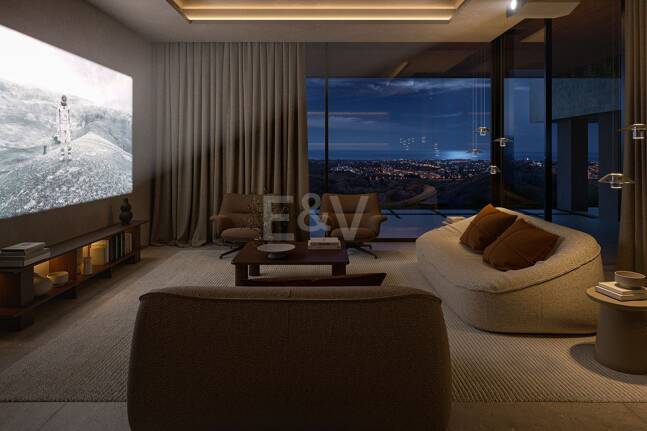 Contemporary Luxury Villa with Panoramic Sea Views in Real de la Quinta, Benahavís