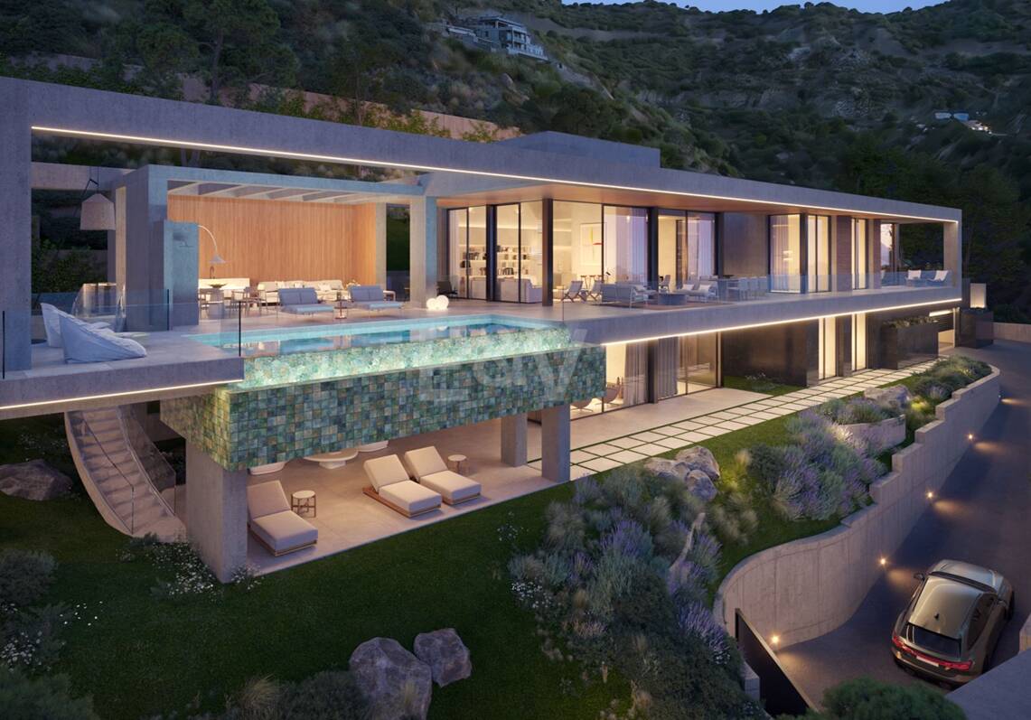 Contemporary Luxury Villa with Panoramic Sea Views in Real de la Quinta, Benahavís