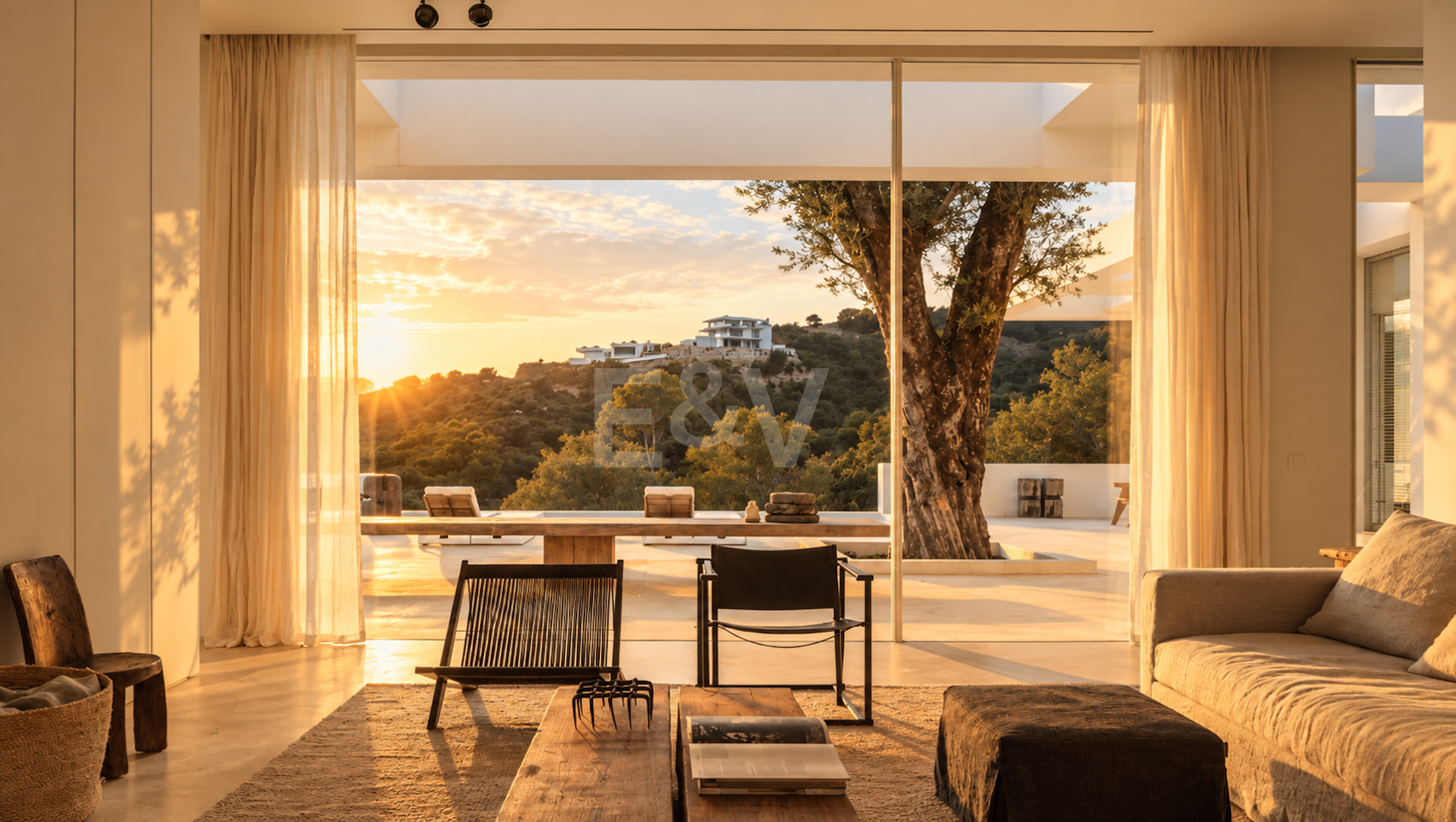 Exceptional Architectural Villa with Panoramic Sea Views in Los Altos de los Monteros, Marbella