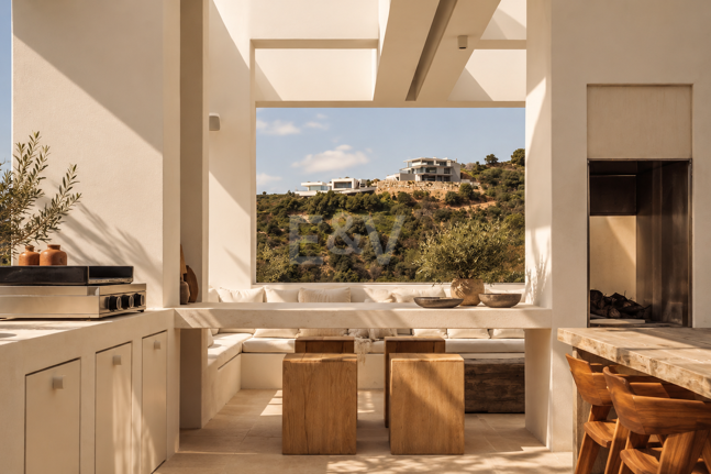 Exceptional Architectural Villa with Panoramic Sea Views in Los Altos de los Monteros, Marbella