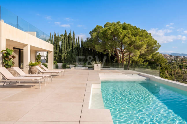 Villa à vendre en Nueva Andalucia, Marbella (Toutes les zones)