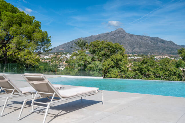 Villa à vendre en Nueva Andalucia, Marbella (Toutes les zones)