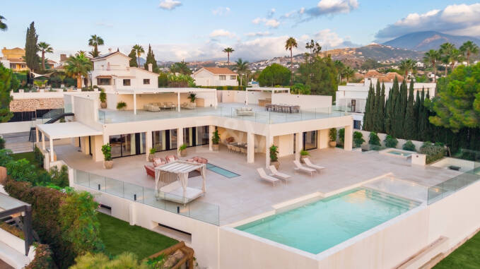 Villa à vendre en Nueva Andalucia, Marbella (Toutes les zones)