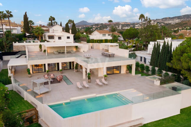 Villa à vendre en Nueva Andalucia, Marbella (Toutes les zones)