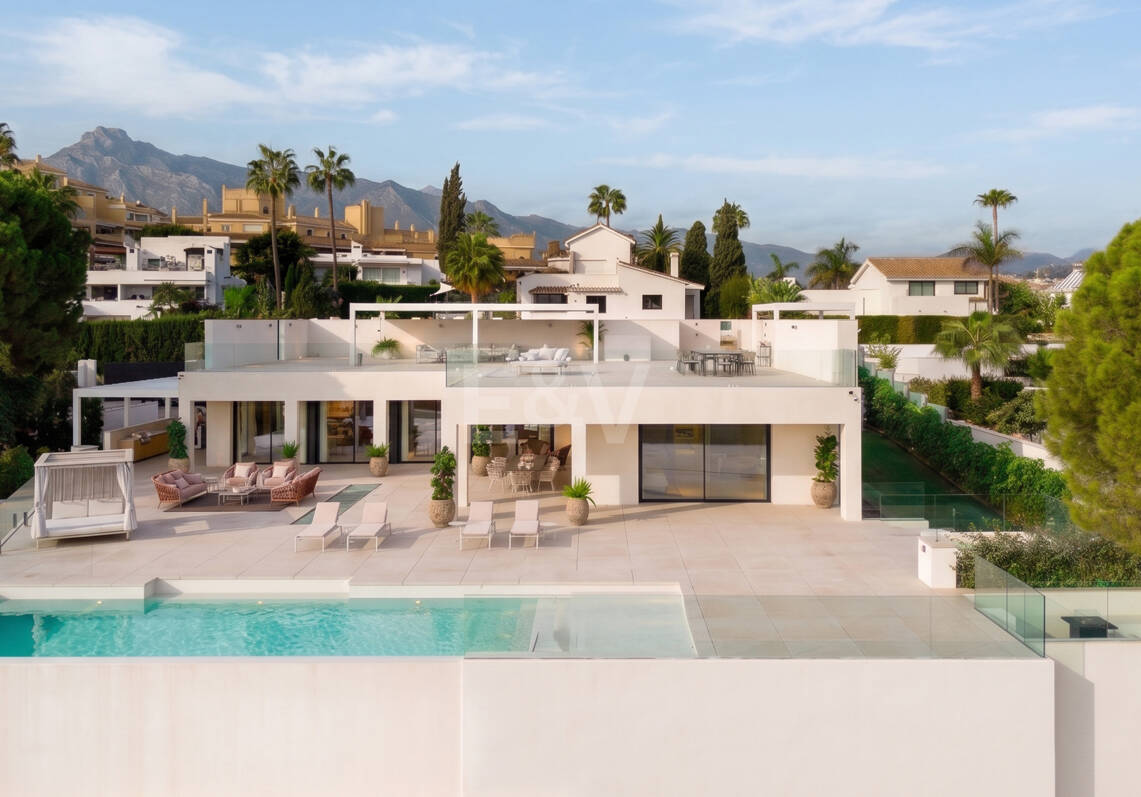 Villa à vendre en Nueva Andalucia, Marbella (Toutes les zones)