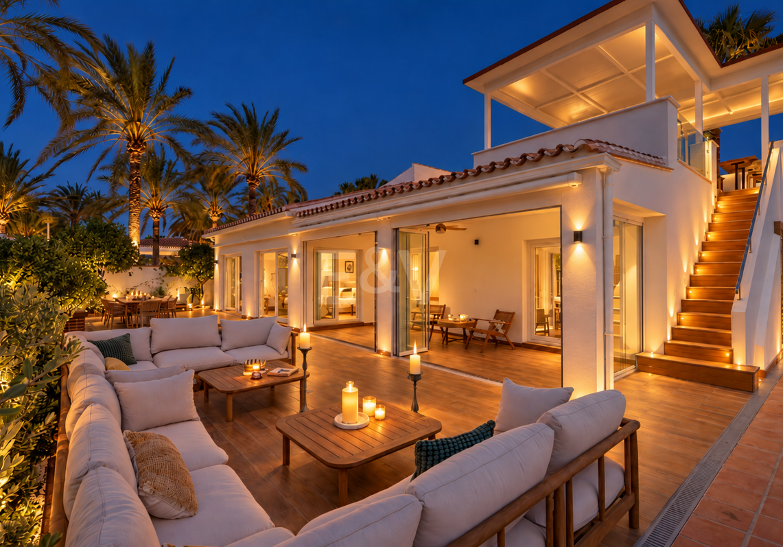 Fullt renoverad lyx Villa Bara 50 meter från stranden i Marbesa, Marbella